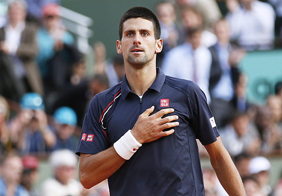 Djokovic comemora após confirmar o triunfo em Paris