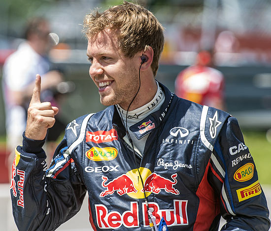 Sebastian Vettel, da Red Bull, comemora pole position no GP do Canadá