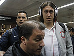 O goleiro Cássio no embarque do Corinthians (Ale Vianna/Brazil Foto Press/Folhapress)