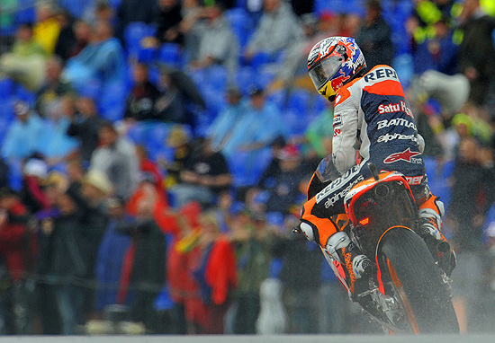 Casey Stoner, da Honda, conquista a pole positiona na etapa da Alemanha da MotoGP