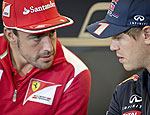 Alonso (esq.) e Vettel durante o GP dos EUA (David Ebener-15.nov.2012/Efe)