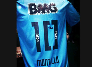 Camisa do Santos com o nome de Montillo, mostrada no perfil do Twitter do jogador