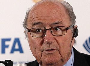 Joseph Blatter diz que o futebol deve ser um exemplo