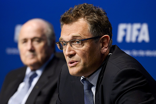 O secretrio-geral da Fifa, Jrme Valcke, em entrevista na sede da Fifa, em Zurique, na Sua