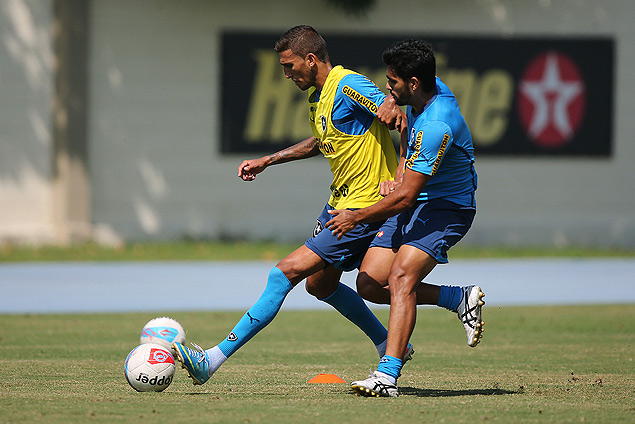 Rafael Marques durante treino do Botafogo