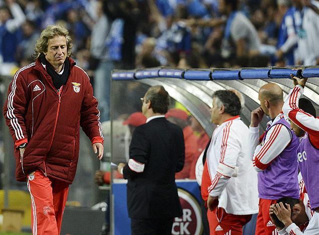 O tcnico do Benfica, Jorge Jesus, lamenta derrota para o Porto, pelo Campeonato Portugus