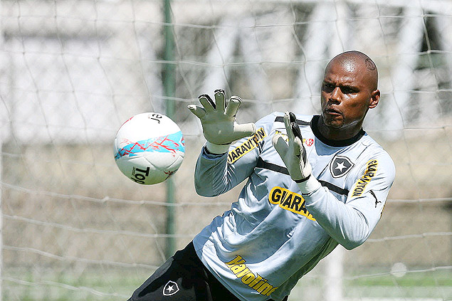 Jefferson retorna ao Botafogo aps participar de amistoso da seleo