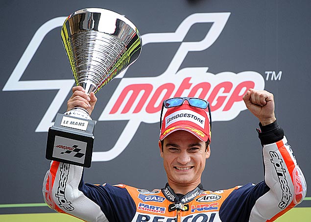 O espanhol Dani Pedrosa comemora a vitria na etapa da Frana da MotoGP