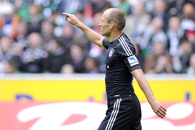 Robben gesticula durante partida do Bayern de Munique contra o Borussia Moenchengladbach, no ltimo sbado