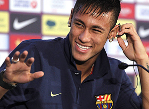 Neymar da Silva en su primera rueda de prensa como jugador del Bara