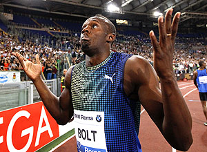 Usain Bolt reage aps perder nos 100 m em Roma