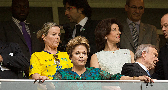 Dilma, ao lado de Marin, antes da partida disputada no estadio Mane Garrincha, em Brasilia, no Distrito Federal