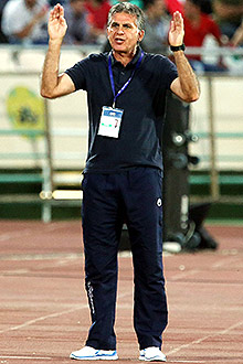 Carlos Queiroz durante jogo do Irã