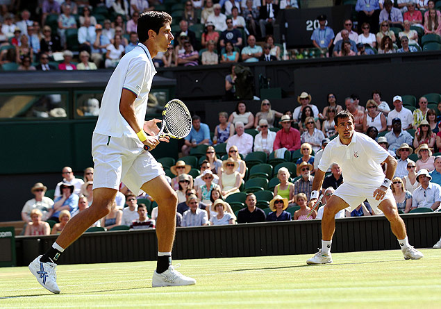 Marcelo Melo (esq.) e Ivan Dodig durante a final de duplas masculinas em Wimbledon