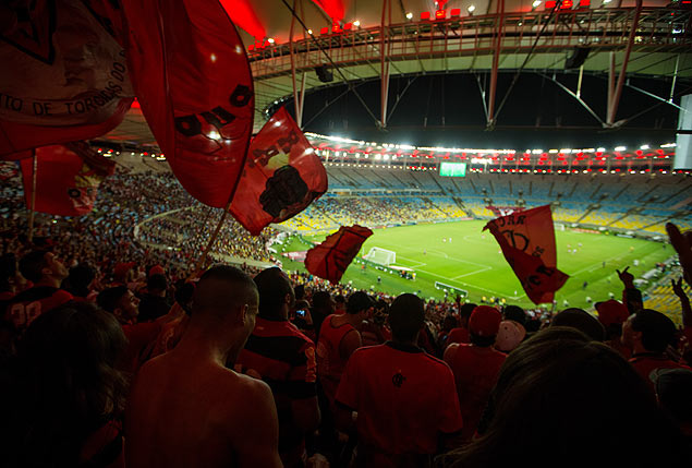 Torcedores do Flamengo durante jogo no Maracan