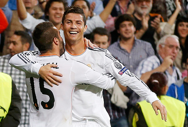 Cristiano Ronaldo comemora seu primeiro gol na vitria do Real Madrid em cima do Copenhague