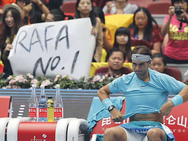 Rafael Nadal avanou  final do ATP 500 de Pequim e volta ao topo do ranking mundial