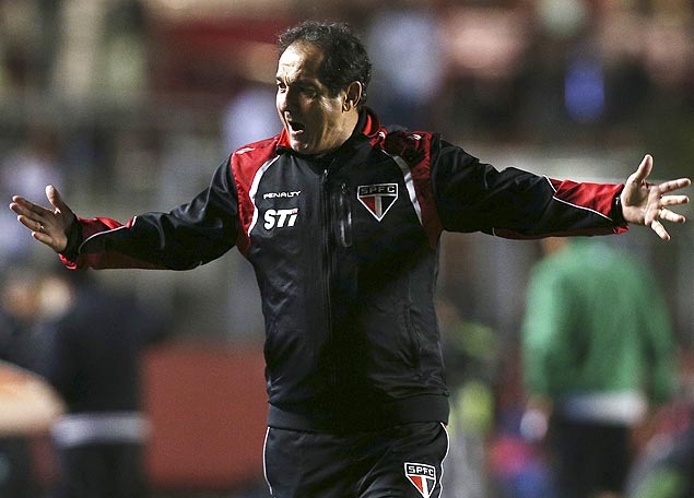 O treinador do So Paulo, Muricy Ramalho