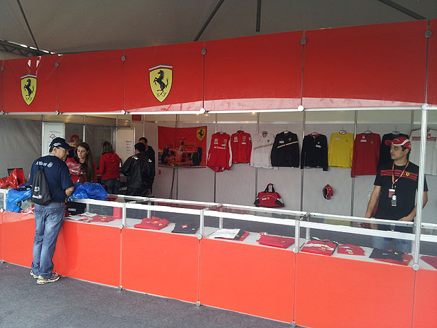 Loja da Ferrari no autdromo de Interlagos