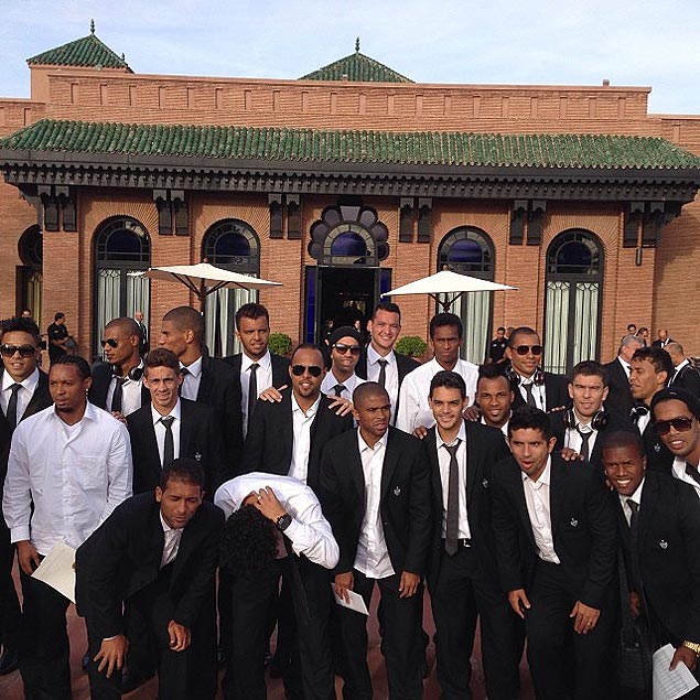 Delegao do Atltico-MG na chegada ao hotel no Marrocos
