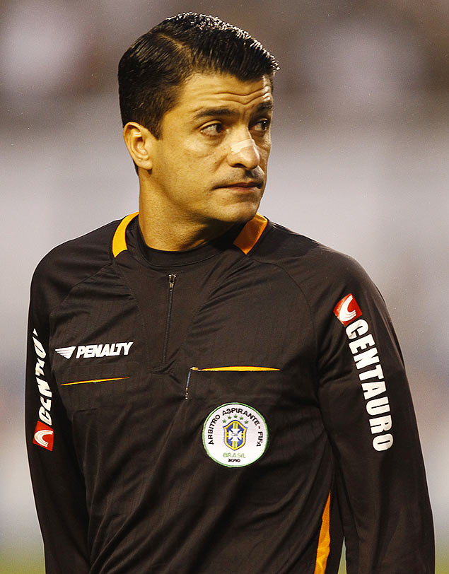 Sandro Meira Ricci durante jogo do Campeonato Brasileiro-2010