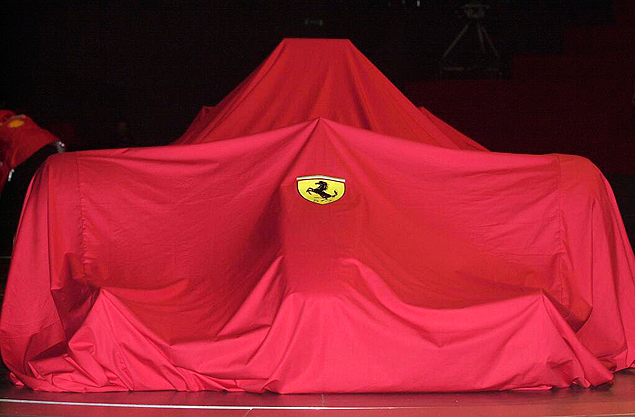 Carro da Ferrari ser apresentado no dia 25