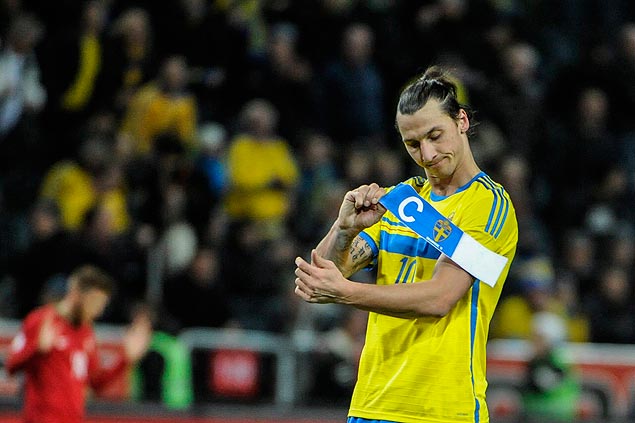 O atacante Zlatan Ibrahimovic durante uma partida da seleo sueca