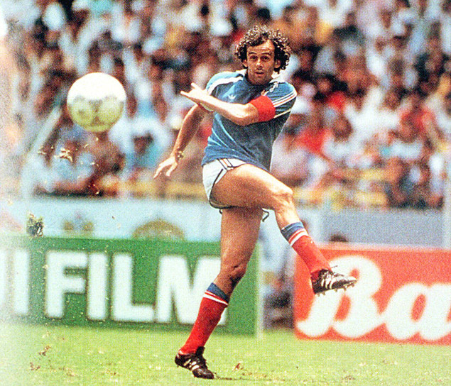 O francs Michel Platini foi destaque na Copa do Mundo de 1982