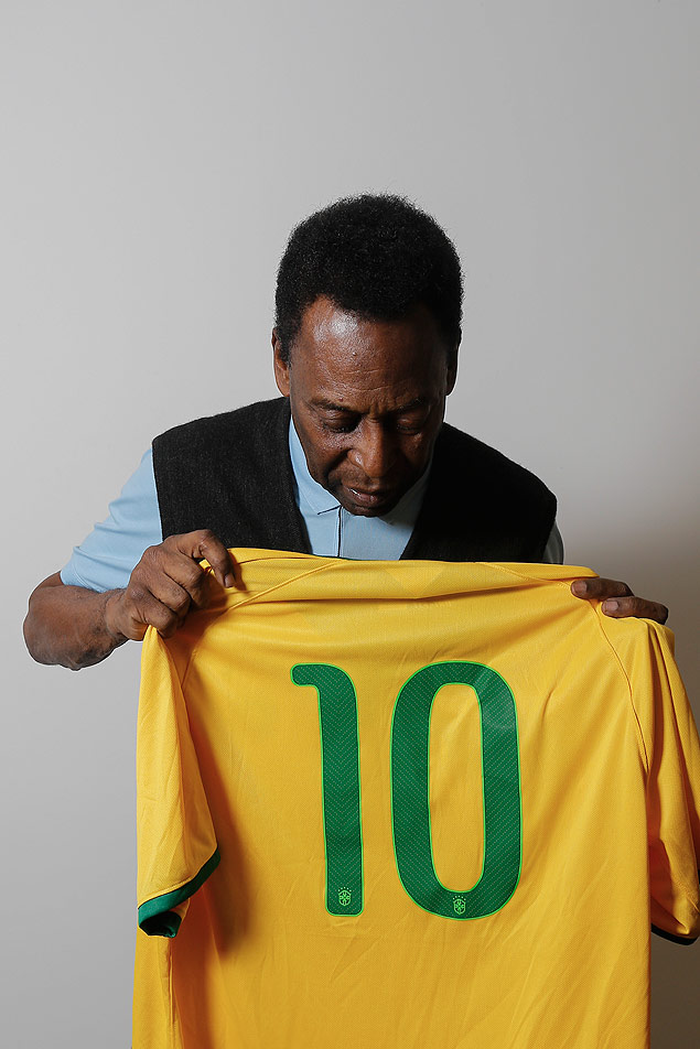 Pel segura camisa da seleo brasileira, que ser usada por Neymar na Copa-2014