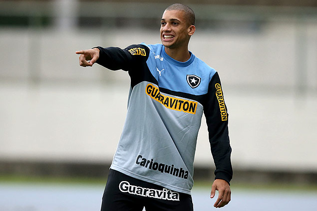 Doria (foto), ex-Botafogo, foi vendido para o Olympique de Marseille por 10 milhes de euros