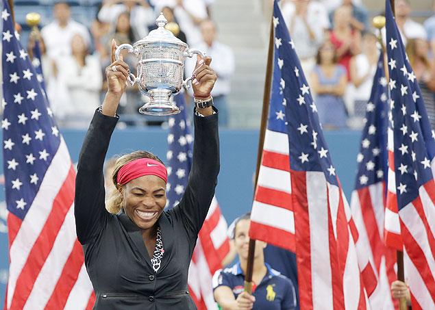 A norte-americana Serena Williams comemora o ttulo do Aberto dos Estados Unidos