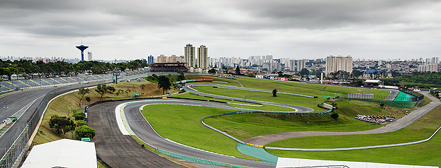 SAO PAULO, SP, BRASIL, 16-11-2012: Vista de parte do Autodromo de Interlagos, zona sul de Sao Paulo em 16 de Novembro de 2012. (Foto: Gabo Morales/Folhapress, ESPORTE) *** EXCLUSIVO FOLHA ***