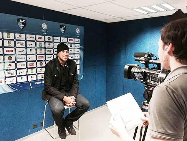 Adriano  entrevistado na Frana aps pontap inicial em jogo do Le Havre