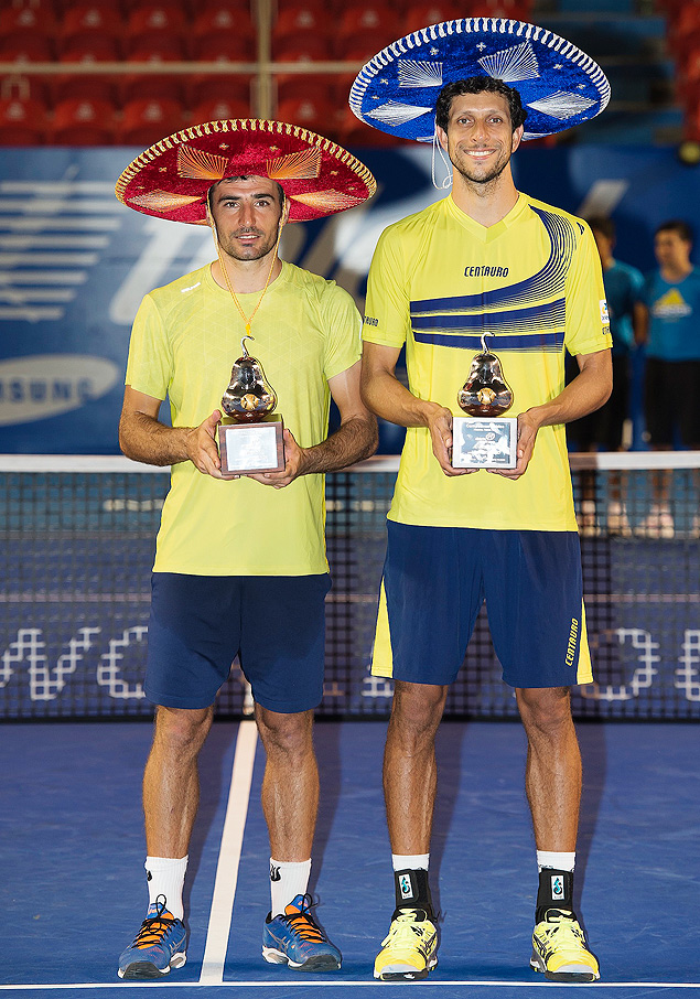 Marcelo Melo e Ivan Dodig comemoram o ATP 500 de Acapulco