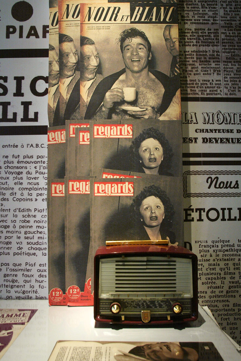 Revistas francesas com os rostos de Cerdan e Piaf estampados nas capas