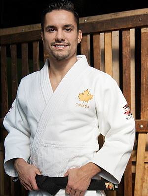 O judoca Sergio Pessoa recupera-se de cirurgias no joelho para competir na Rio-2016