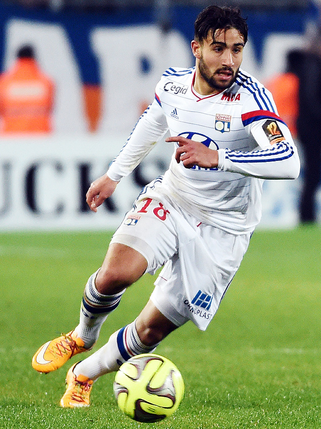 Nabil Fekir, do Lyon, durante jogo pelo Campeonato Francs