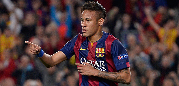 Neymar festeja seu 2º gol no 2 a 0 do Barcelona sobre o PSG nas quartas da Champions