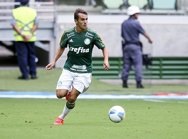 Lucas durante jogo do Palmeiras contra o Audax