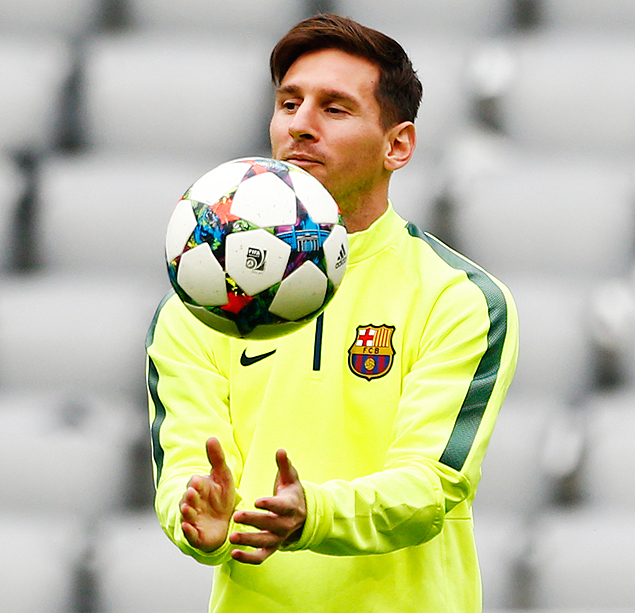 Messi treina na Alemanha para partida contra o Bayern de Munique