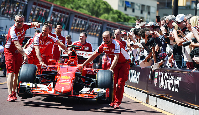 Ferrari participa de evento em Mnaco