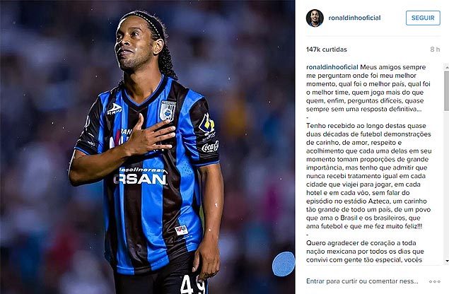 Ronaldinho Gacho agradeceu  torcida, diretores, comisso tcnica e imprensa na despedida