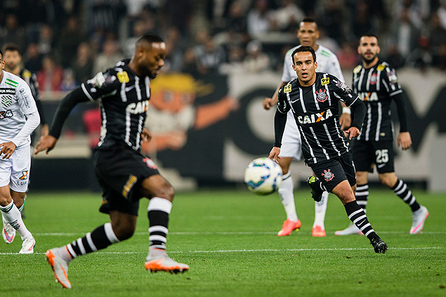 Em sexto, Corinthians  o melhor paulista no Brasileiro