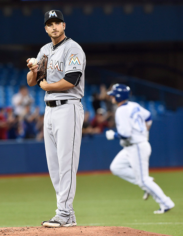 Beisebol: arremessador brasileiro estreará na MLB