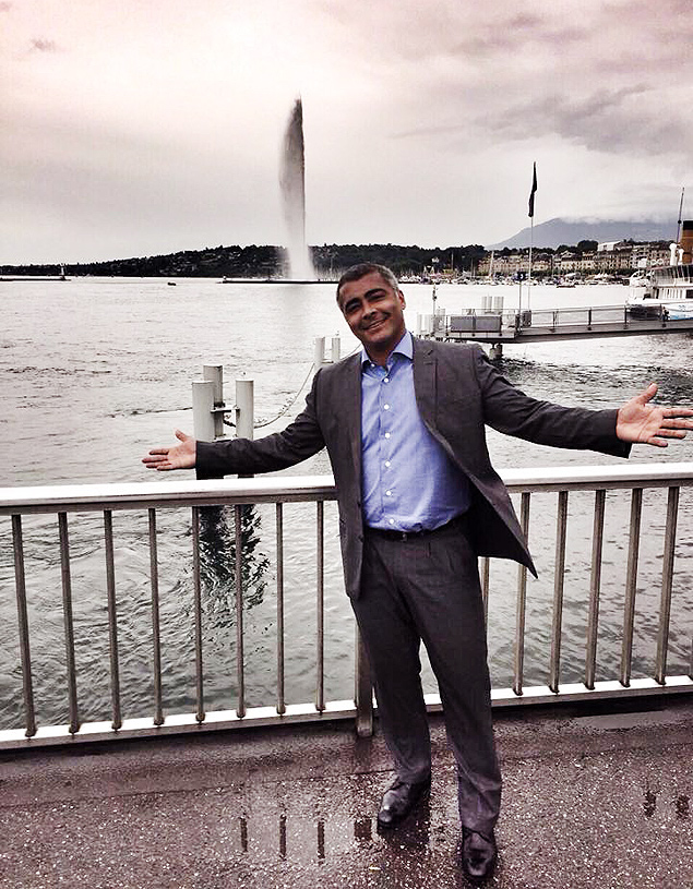 Romrio posa para foto em Genebra, na Sua
