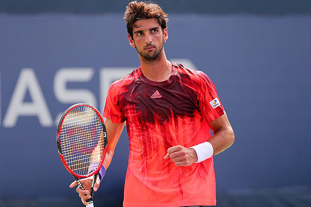 NEW YORK, NY - SEPTEMBER 01: Thomaz Bellucci of Brazil reacts during his Men's Singles First Round match against James Ward of Great Britain on Day Two of the 2015 US Open at the USTA Billie Jean King National Tennis Center on September 1, 2015 in the Flushing neighborhood of the Queens borough of New York City. Elsa/Getty Images/AFP == FOR NEWSPAPERS, INTERNET, TELCOS & TELEVISION USE ONLY ==