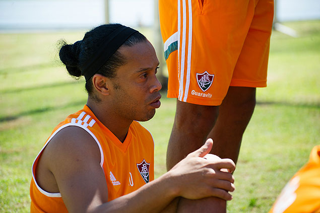 O meia-atacante Ronaldinho durante um treino do Fluminense