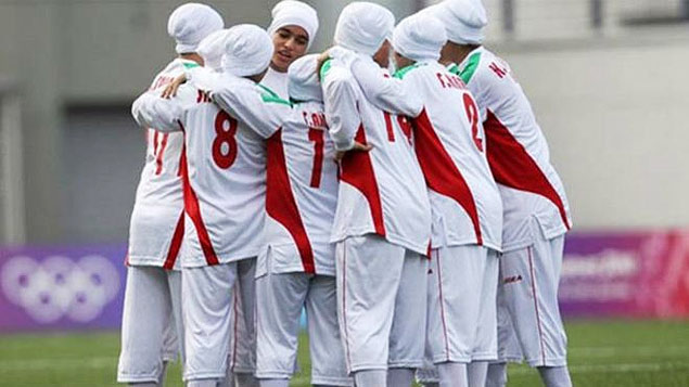 Como o futebol est mudando a vida de mulheres no Ir