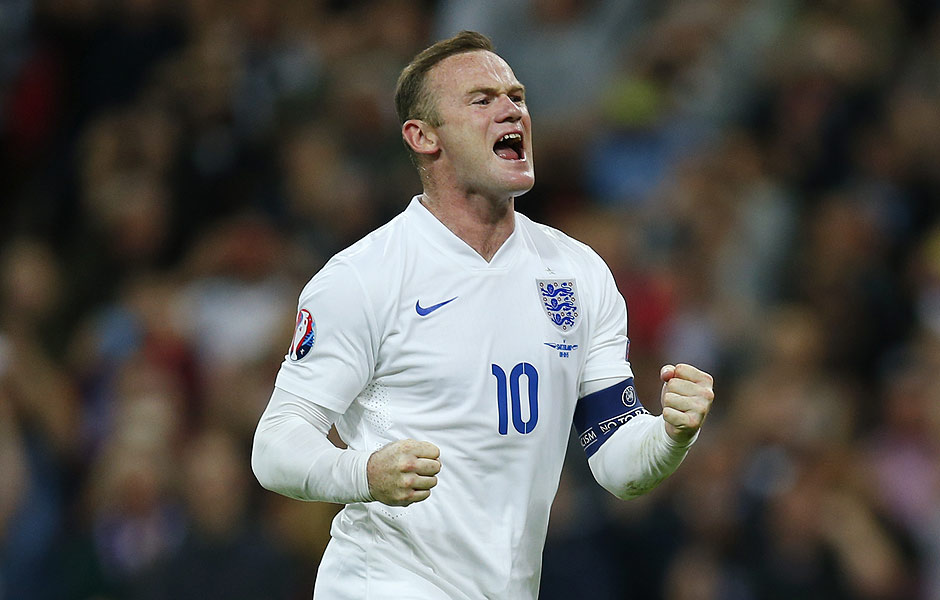 Football - England v Switzerland - UEFA Euro 2016 Qualifying Group E - Wembley Stadium, London, England - 8/9/15 Wayne Rooney celebrates after scoring the second goal for England from the penalty spot and becoming England's all time leading goalscorer Reuters / Eddie Keogh Livepic EDITORIAL USE ONLY. ORG XMIT: UKWKrI