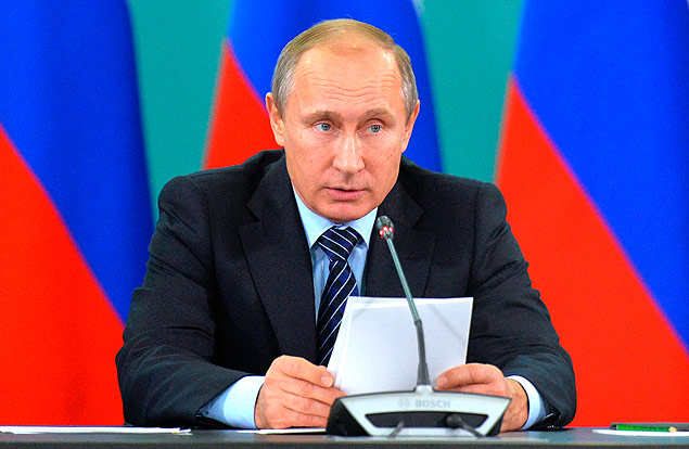 Presidente russo, Vladimir Putin, fala durante encontro na cidade de Sochi